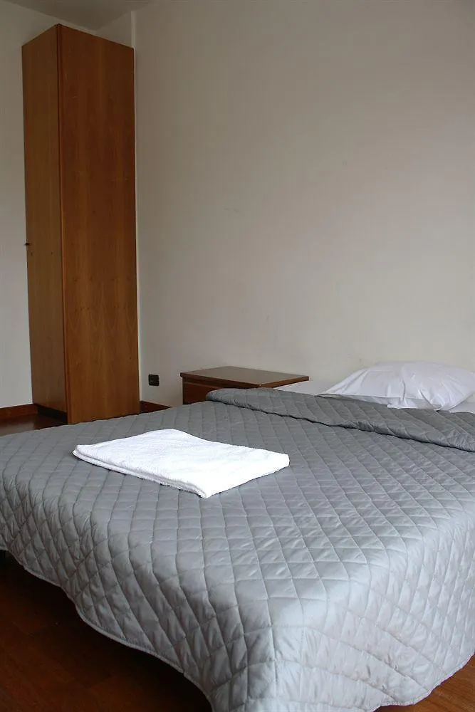 Star Hostel Milan 0*,